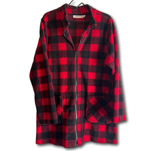 CW Classics Woman’s Red Buffalo Plaid Full Zip Fleece Size Large Front Pockets